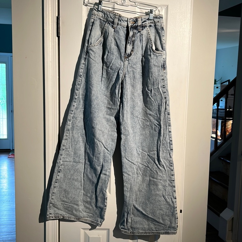 Wide leg jeans
